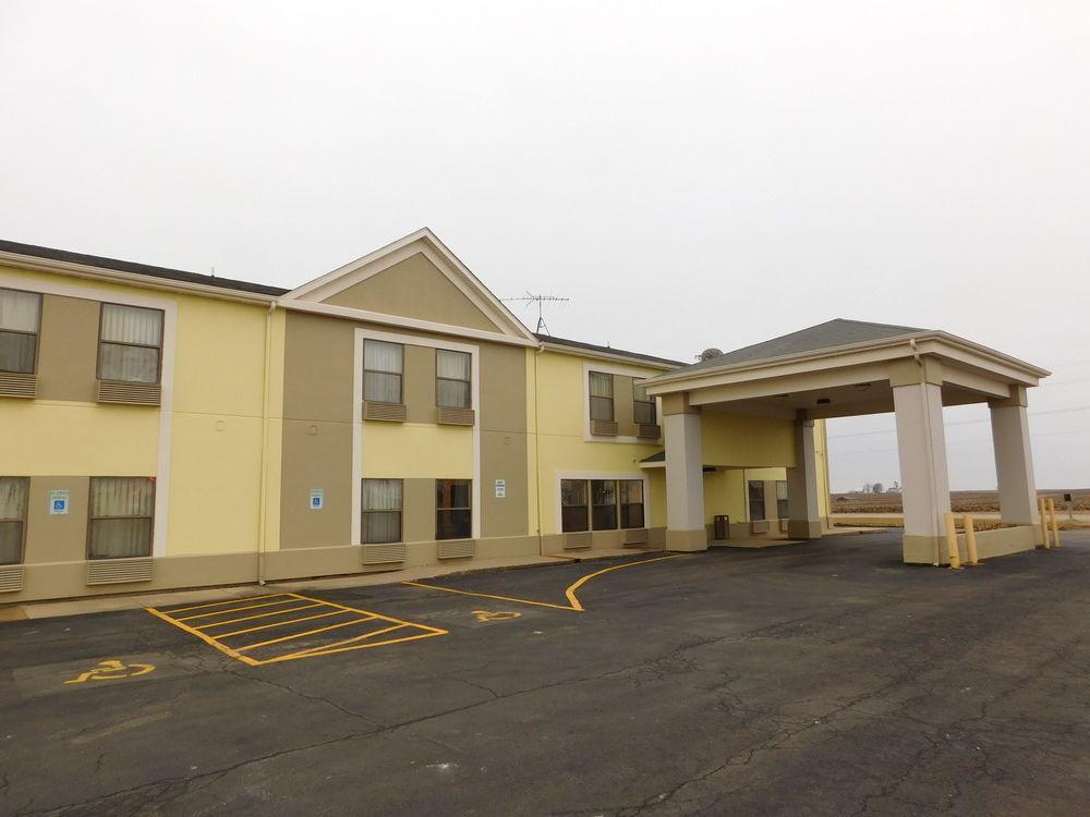 Days Inn By Wyndham Walcott Davenport Екстериор снимка